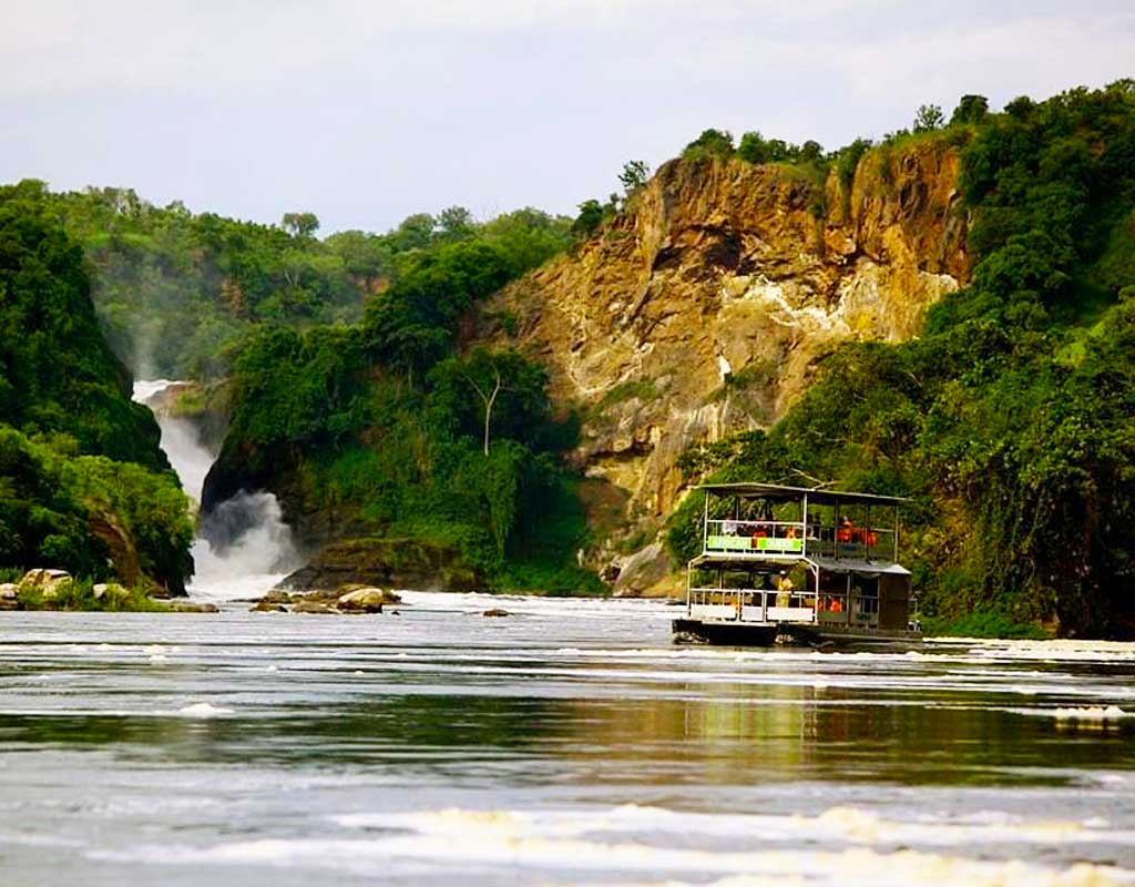 the-mighty-murchison-falls-in-murchison-falls-national-park