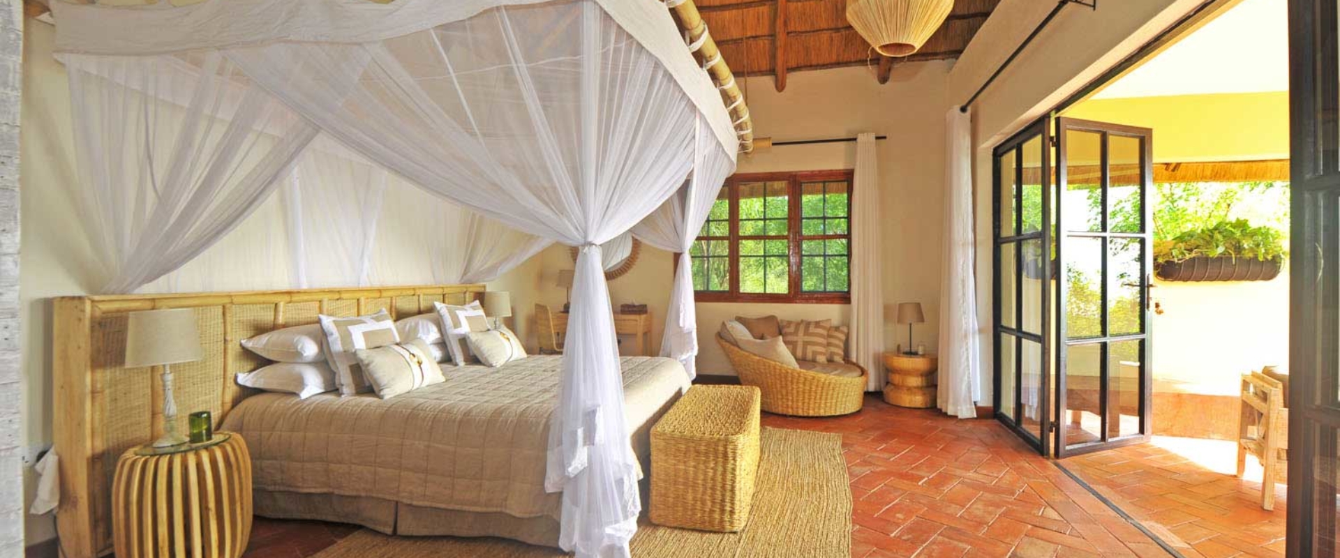 Elephant Plains lodge