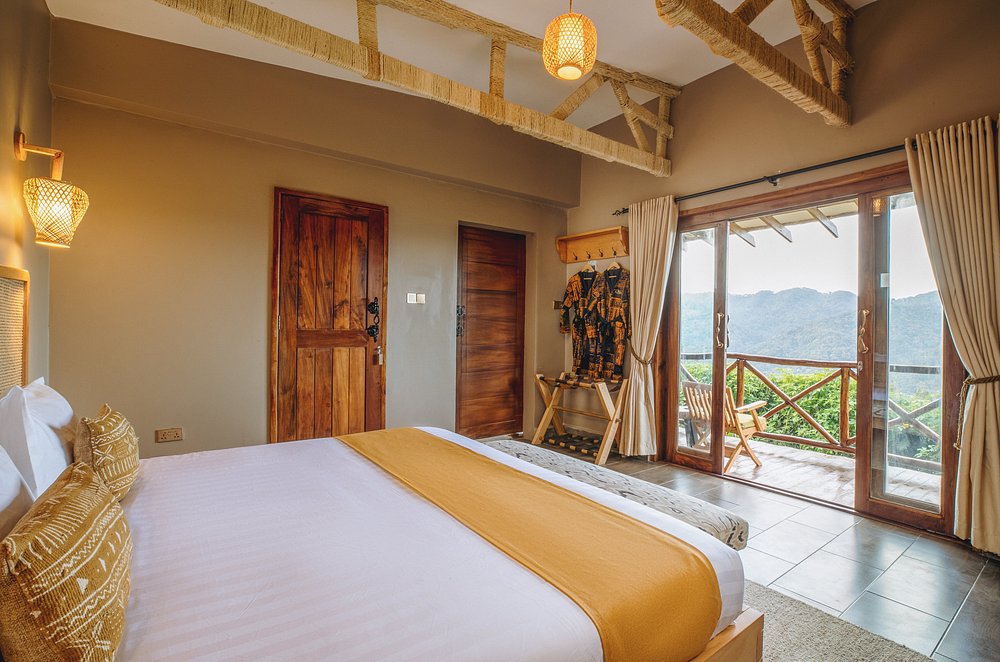 Kaara Mountain Gorilla Lodge